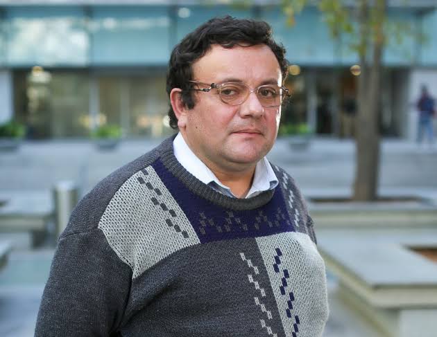 Roger Bustamante